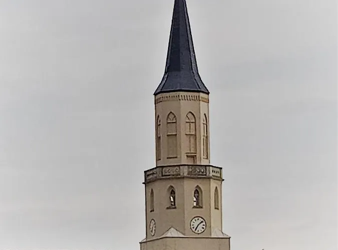 Turmblick-gaestequartier-coswig-hier-erwartet-sie-individueller-service-im-herzen-der-altstadt Lägenhet *